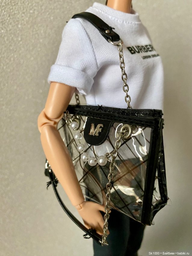 Распакуем шар Mini brands