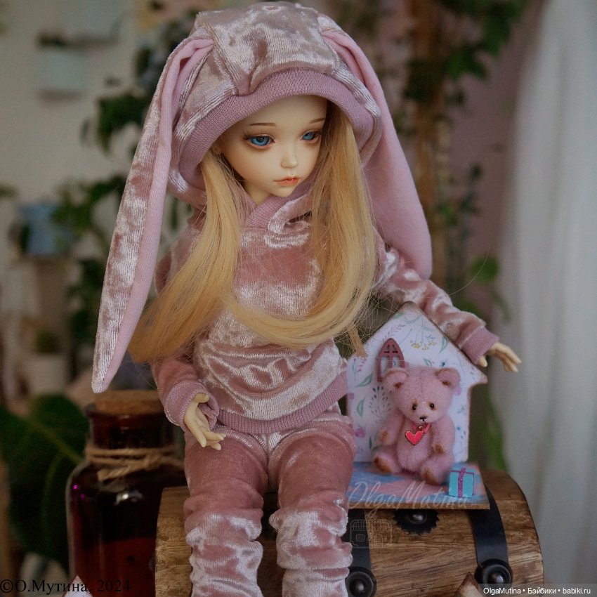 Полочки-витрины для мини кукол и зверят