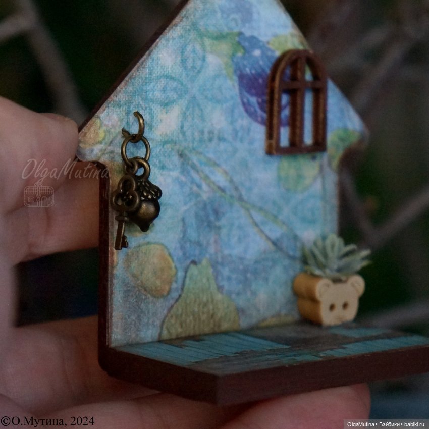 Полочки-витрины для мини кукол и зверят (фото 5)