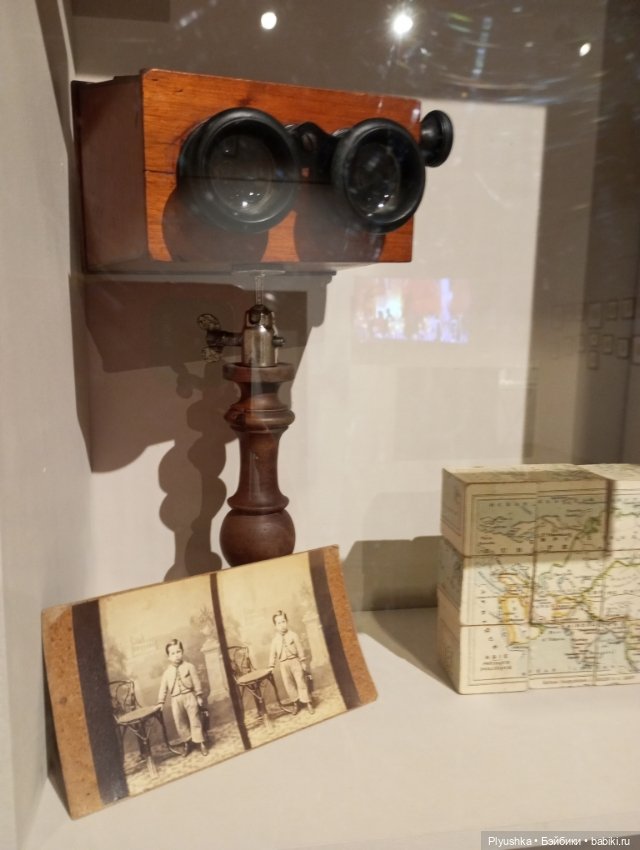 Куклы, игрушки, детская одежда и обувь на выставке моды 19-го века