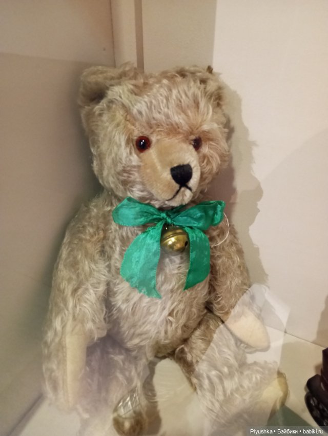 Куклы, игрушки, детская одежда и обувь на выставке моды 19-го века