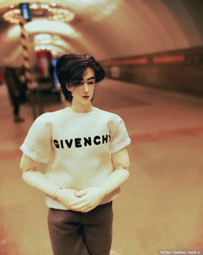 На прогулке — Портретные куклы знаменитостей: звезды кино