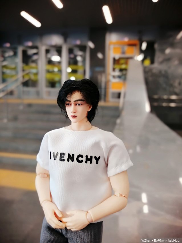 На прогулке — Портретные куклы знаменитостей: звезды кино (фото 6)