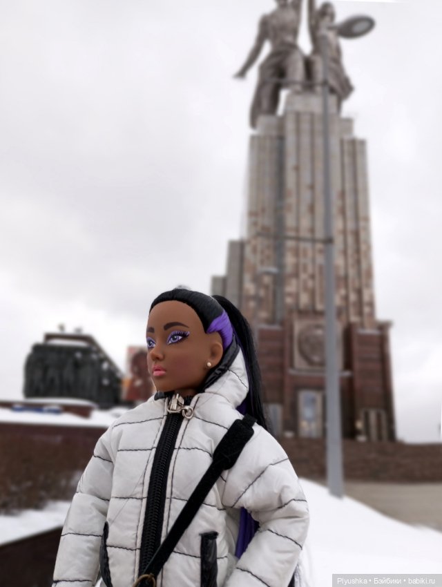 Зимняя прогулка Мириам & Рабочий и колхозница (фото 8)