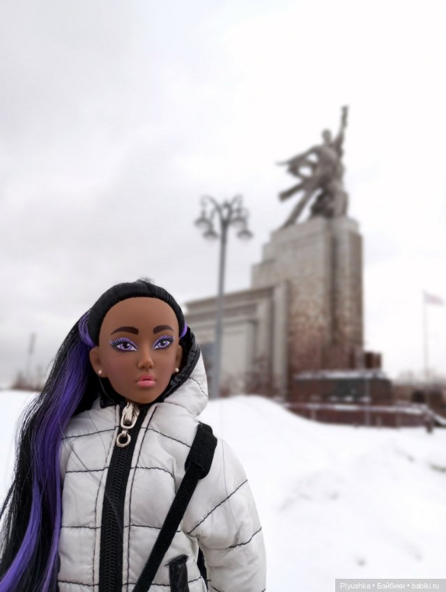 Зимняя прогулка Мириам & Рабочий и колхозница (фото 6)