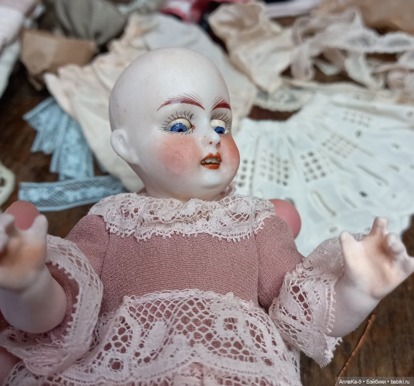 Помогите опознать куклу — Опознание антикварных кукол: поиск по клейму (фото 4)