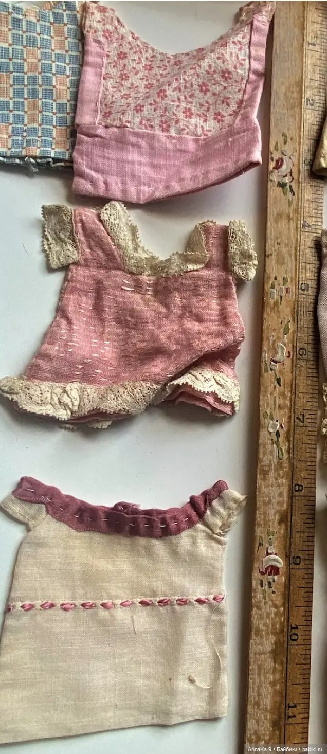 Любовь к простым платьям — Антикварные куклы Mignonette (Миньонетта): карманные