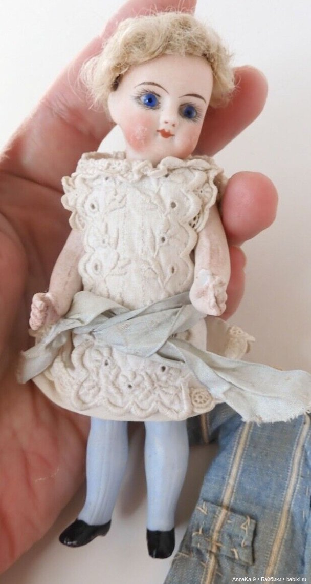 Любовь к простым платьям — Антикварные куклы Mignonette (Миньонетта): карманные