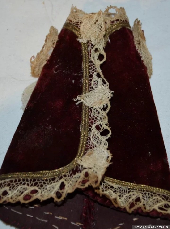 Любовь к простым платьям — Антикварные куклы Mignonette (Миньонетта): карманные