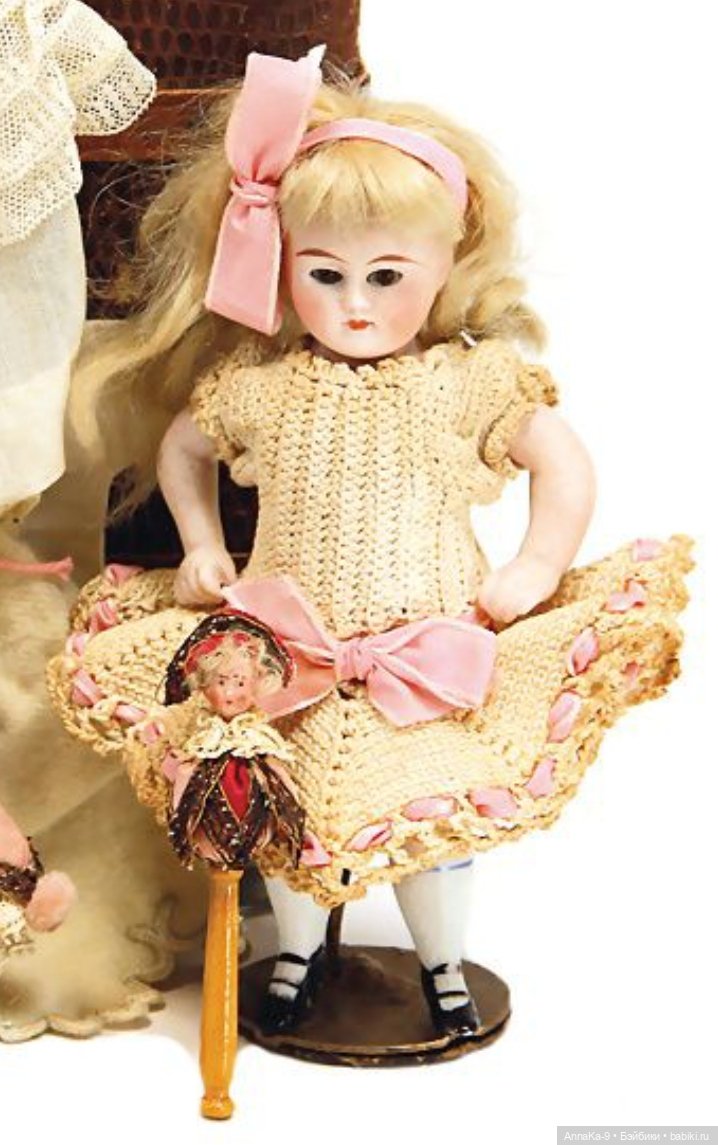 Вязаные наряды для миньонет