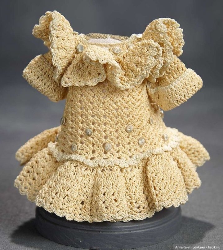 Вязаные наряды для миньонет