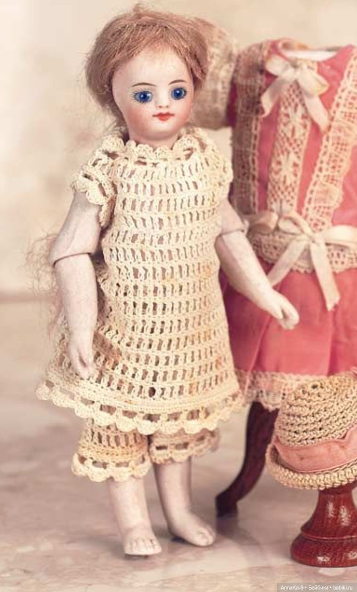 Вязаные наряды для миньонет