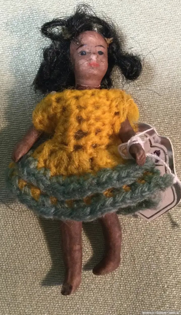 Вязаные наряды для миньонет (фото 4)