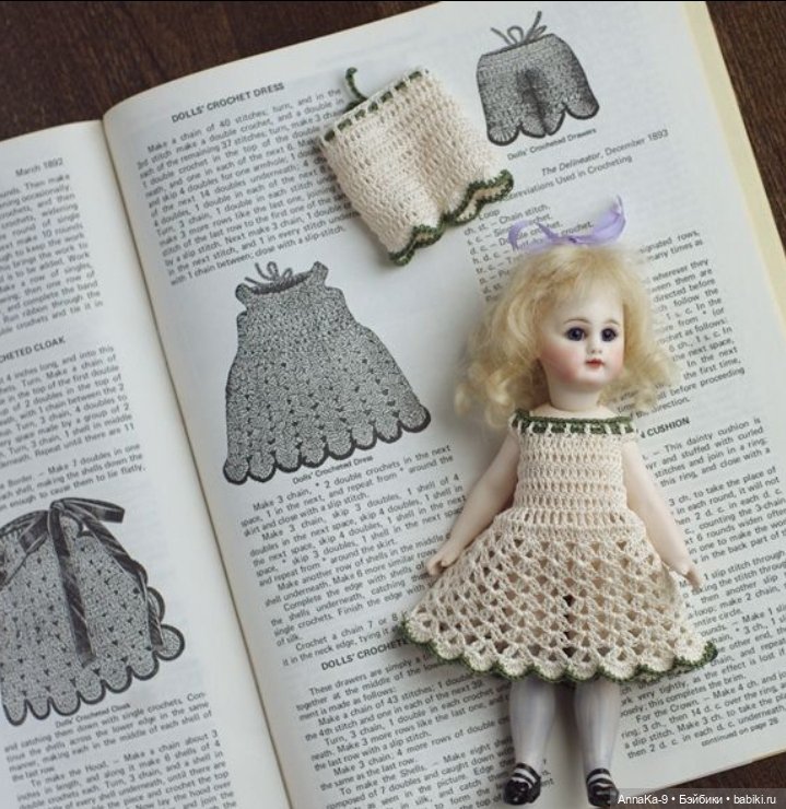 Вязаные наряды для миньонет