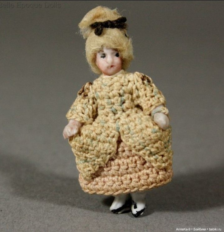 Вязаные наряды для миньонет