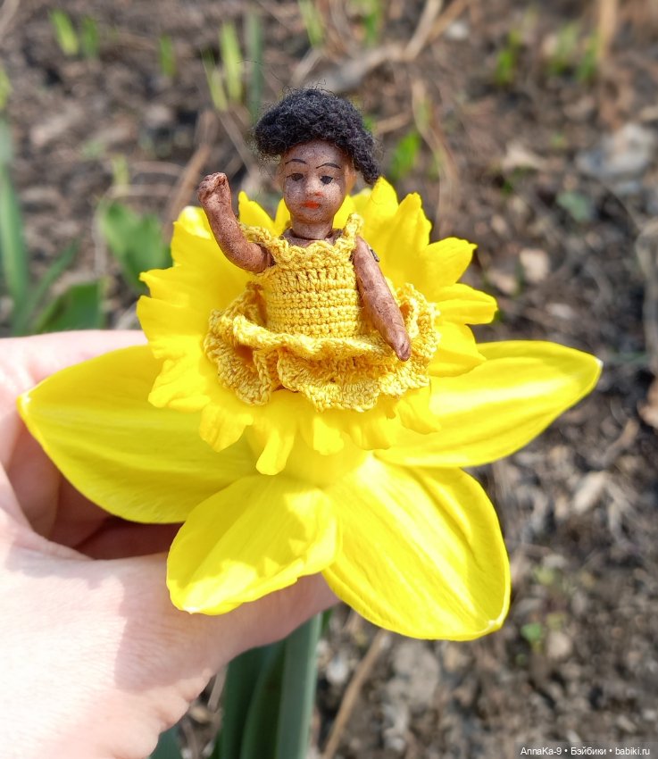 Вязаные наряды для моих миньонет