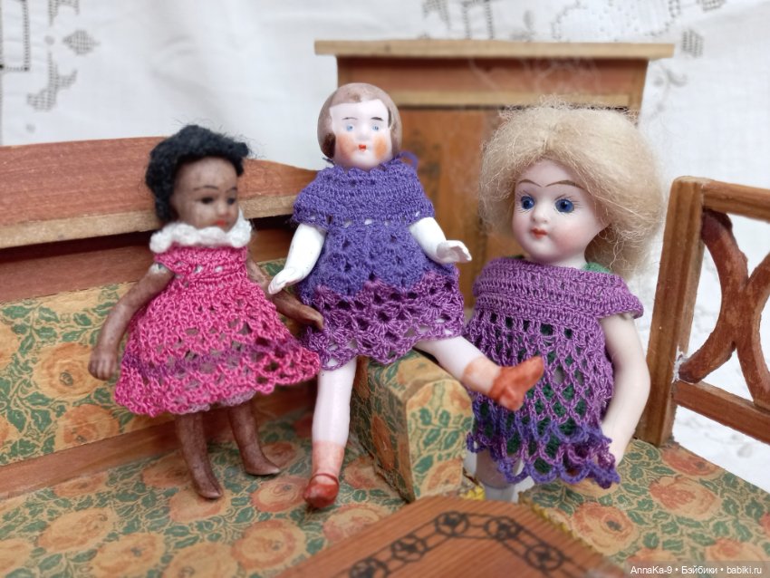 Вязаные наряды для моих миньонет