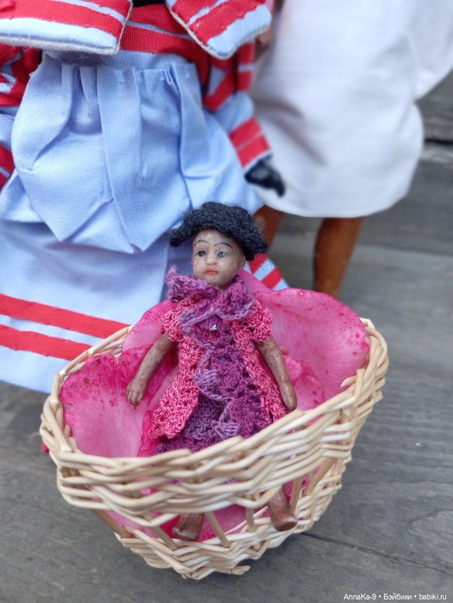 Вязаные наряды для моих миньонет