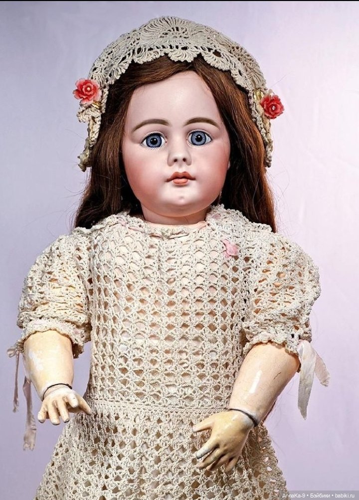 Вязаные наряды для больших и маленьких антикварных куколок (фото 7)