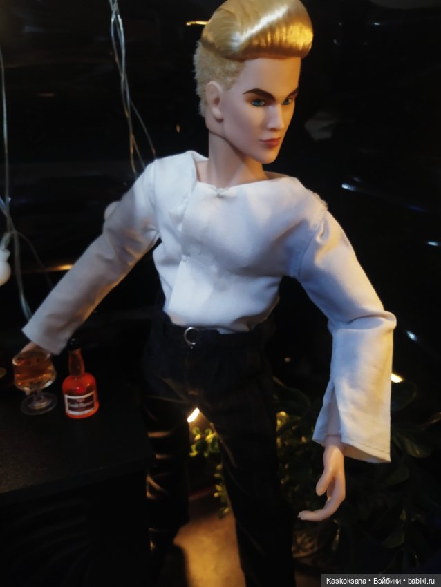 Роб в том самом клубе — Куклы Integrity Toys (Интегрити): Poppy Parker