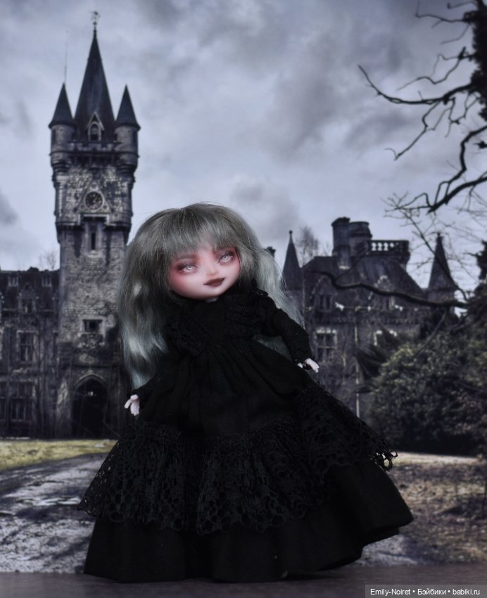 Портреты куколок — Коллекции игровых кукол (Playline): фото полок (фото 9)