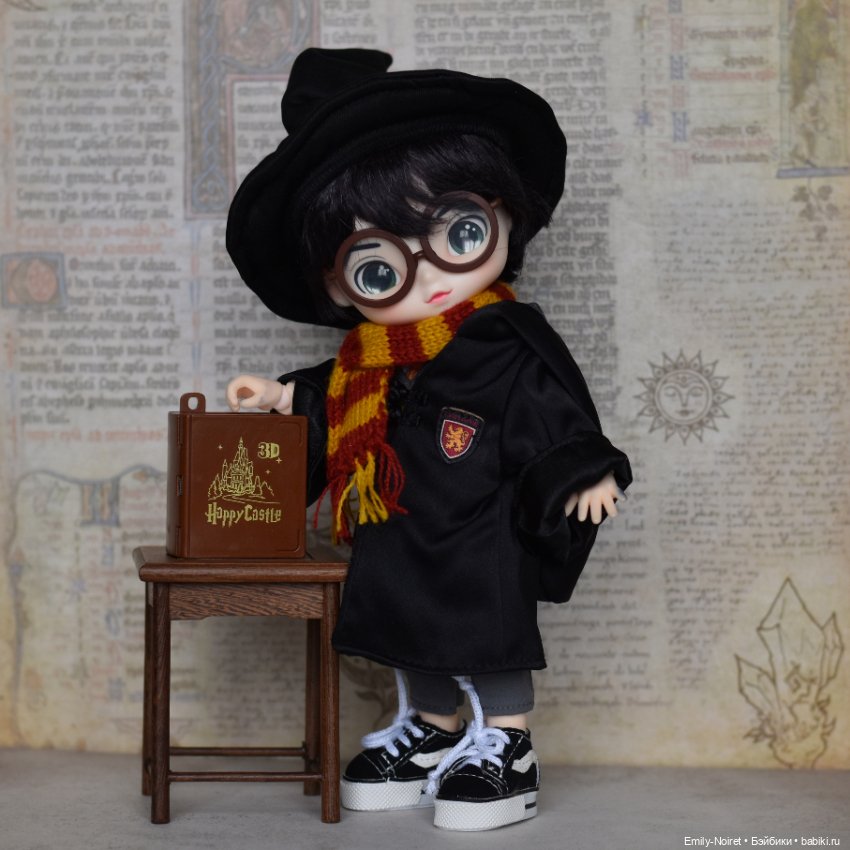 Книжка с Хогвартсом — Коллекционные куклы разных авторов (Разное): редкие бренды (фото 6)
