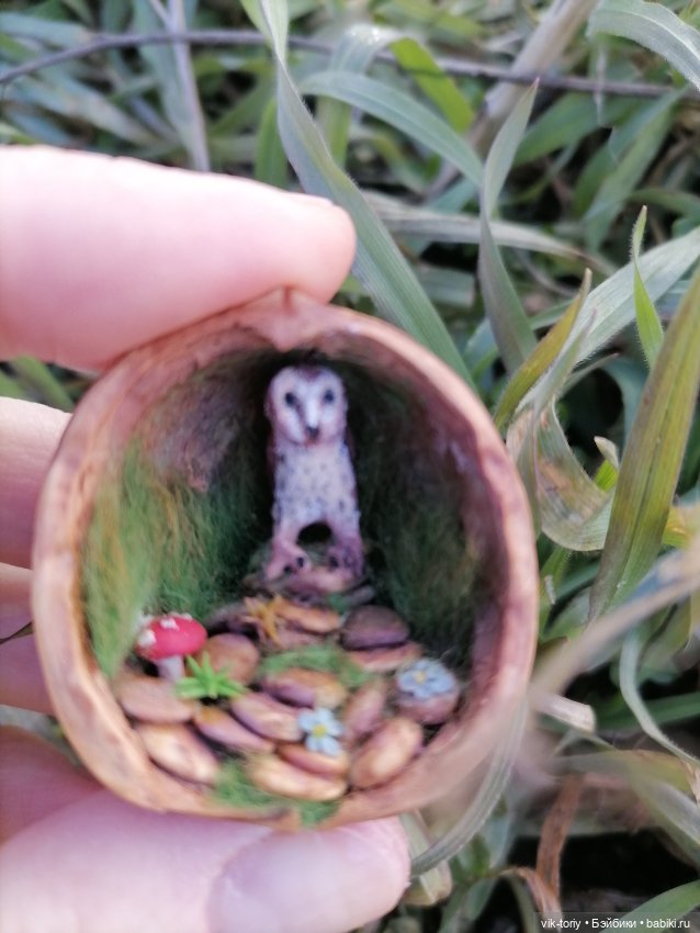 Миниатюра в грецком орехе (фото 9)