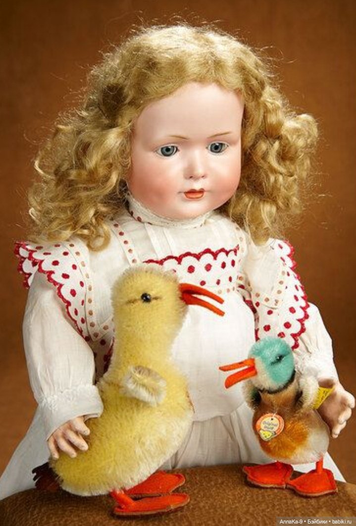 Платья для антикварных кукол с декором тесьмой (фото 9)