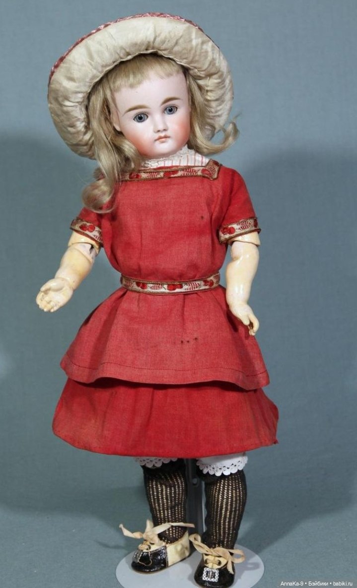 Платья для антикварных кукол с декором тесьмой (фото 4)