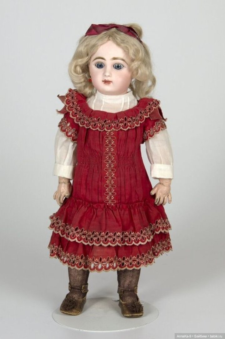 Платья для антикварных кукол с декором тесьмой (фото 6)