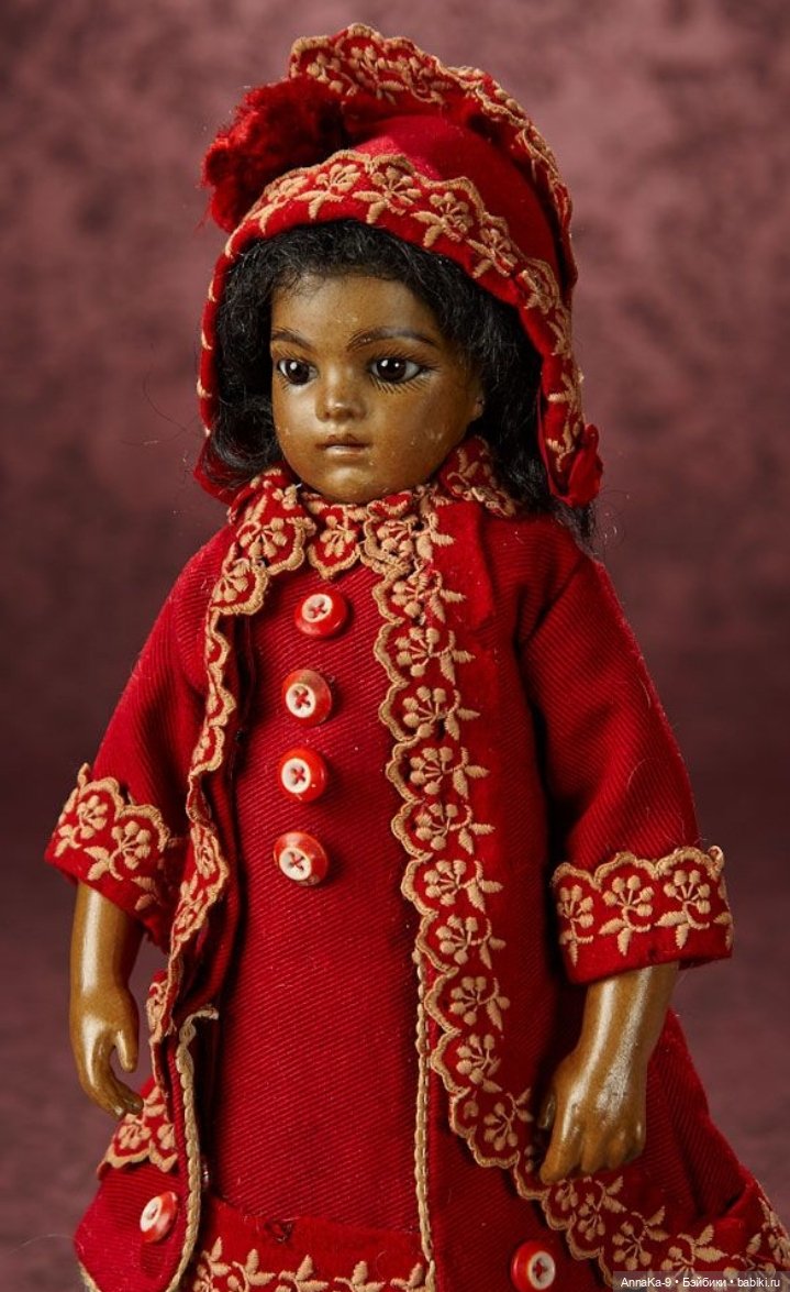 Платья для антикварных кукол с декором тесьмой