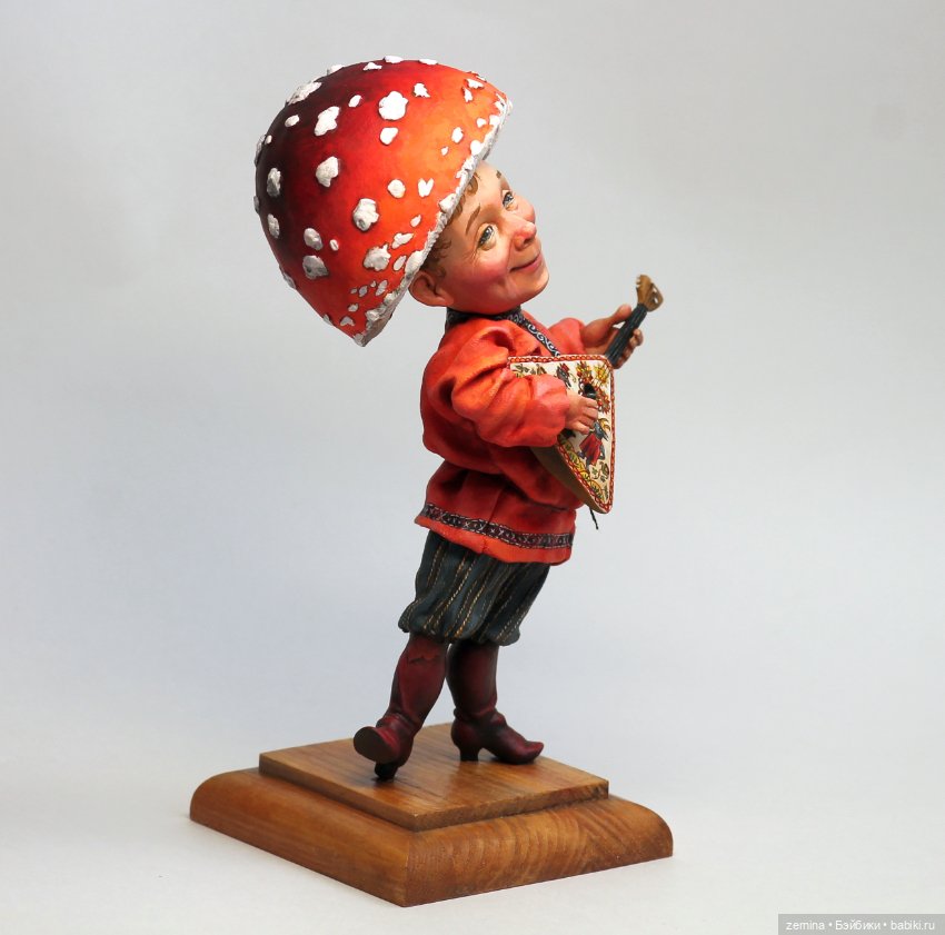 Мухоморчик с балалайкой — Лепка авторских кукол: полимерная глина (фото 6)