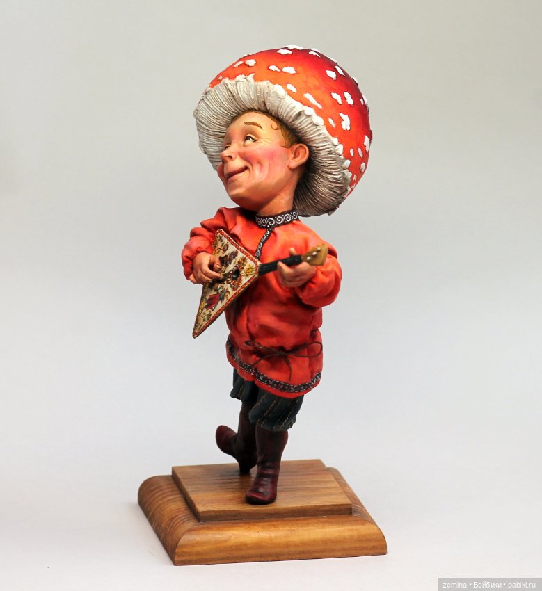 Мухоморчик с балалайкой — Лепка авторских кукол: полимерная глина (фото 3)