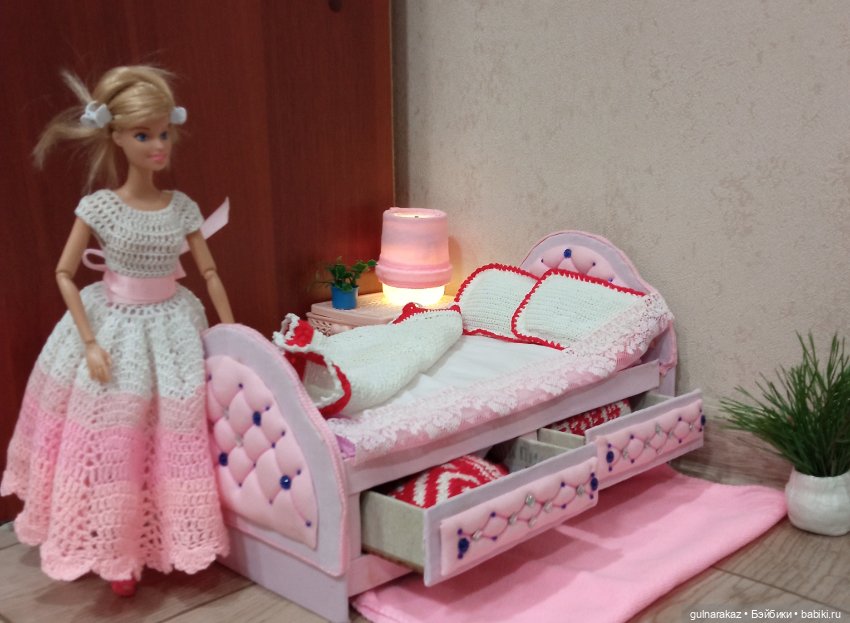 Каждой кукле по кроватке — Мебель для кукол и домиков: фото (фото 3)