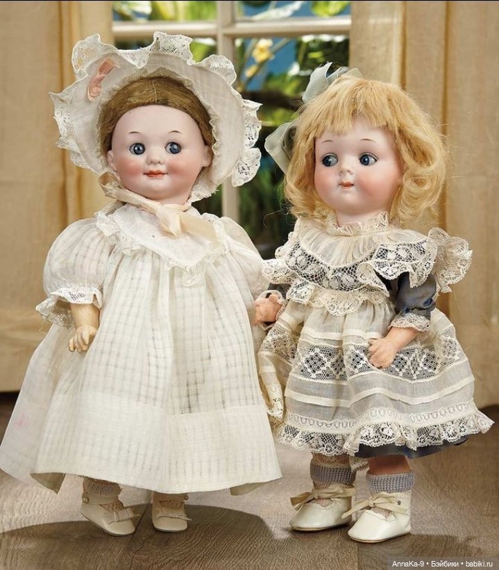 Кукольные платья из кружев, хлопковой сетке и шитья для миньонет
