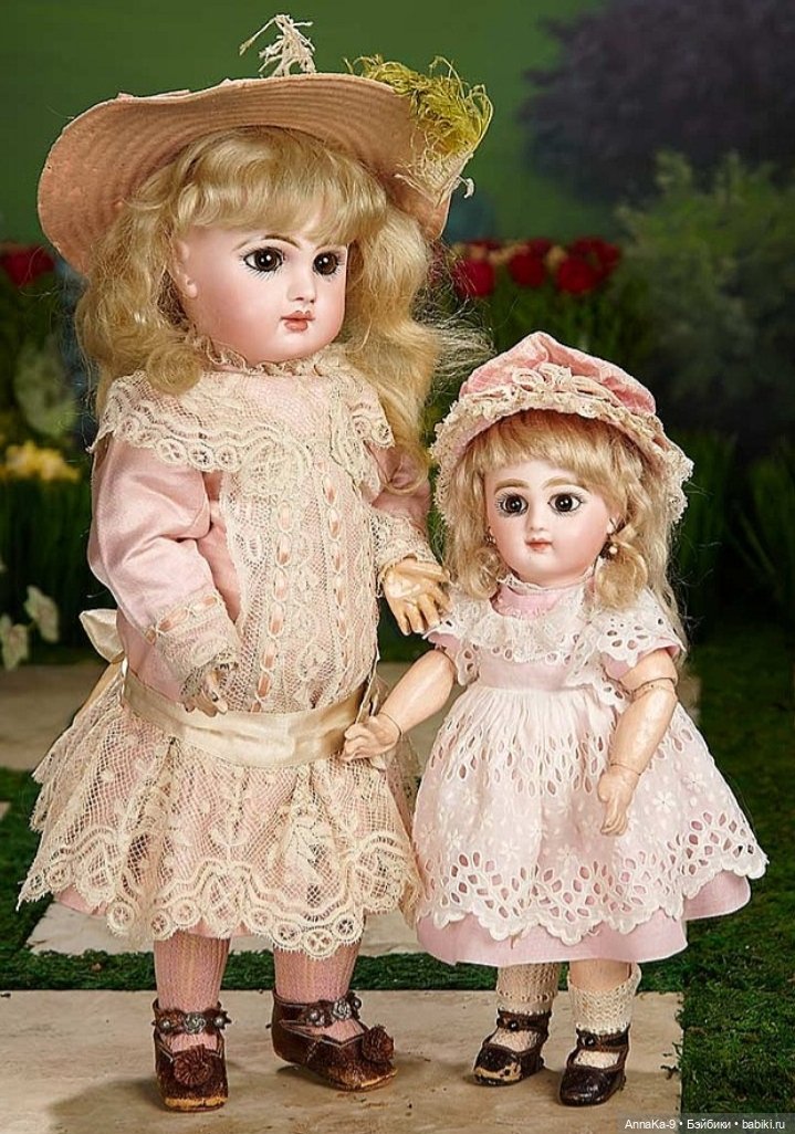 Кукольные платья из кружев, хлопковой сетке и шитья для миньонет