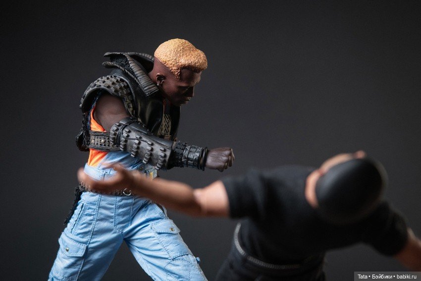 Siberian Custom Studio - фигурка Саймона Феникса (фото 4)