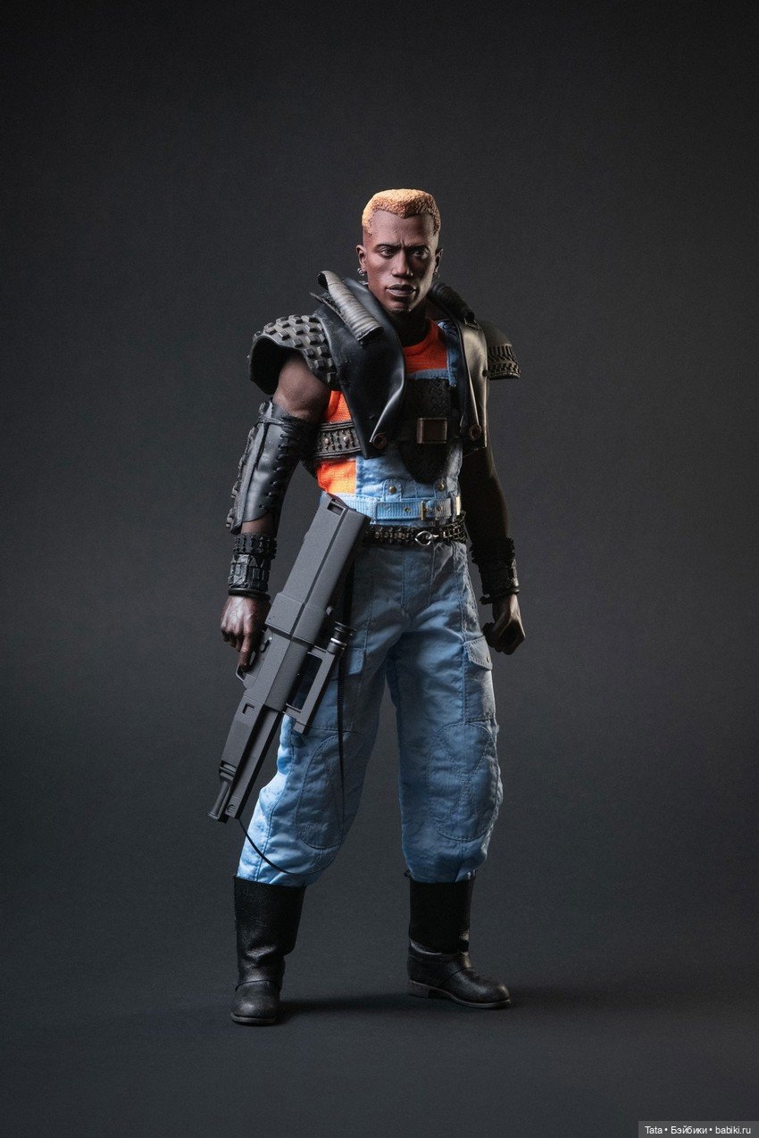 Siberian Custom Studio - фигурка Саймона Феникса (фото 7)