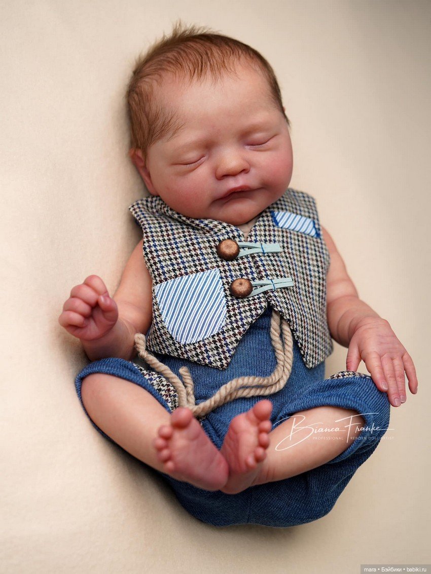 Leo скульптора Cassie Brace, автор прототипа Bianca Franke