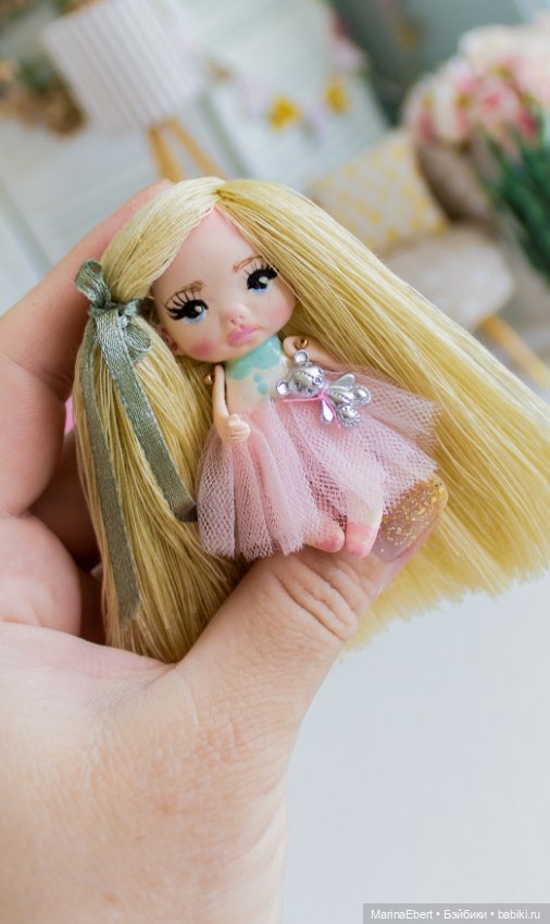 ⭐⭐⭐Кукла — брошь Эмми⭐⭐⭐ — Авторские миниатюрные куклы: лепка (фото 3)