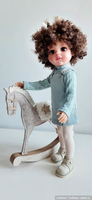 Сарафанчик и шапочка — Куклы Paola Reina (Паола Рейна): новинки (фото 4)