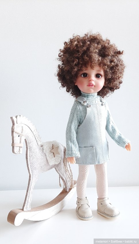 Сарафанчик и шапочка — Куклы Paola Reina (Паола Рейна): новинки