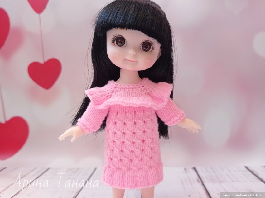 Мои баболечки хвастаются вязаными платьицами (фото 7)