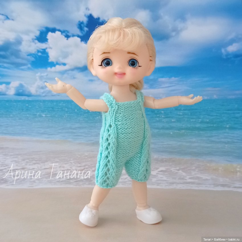 Мои баболечки хвастаются вязаными платьицами (фото 2)