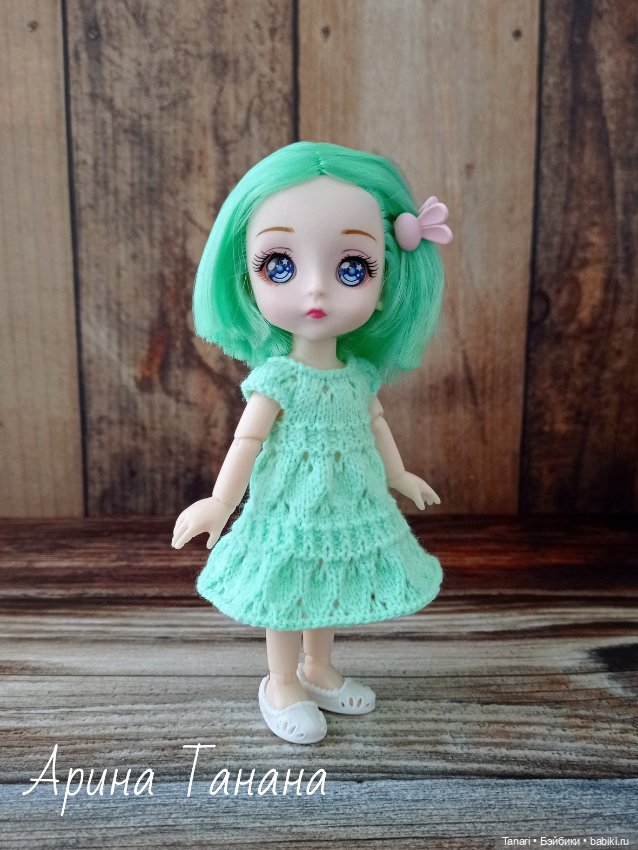 Мои баболечки хвастаются вязаными платьицами (фото 9)