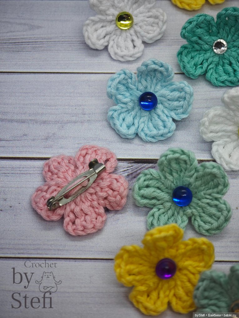 Брошечки к 8 марта — Вязаные игрушки и амигуруми: крючком (фото 8)