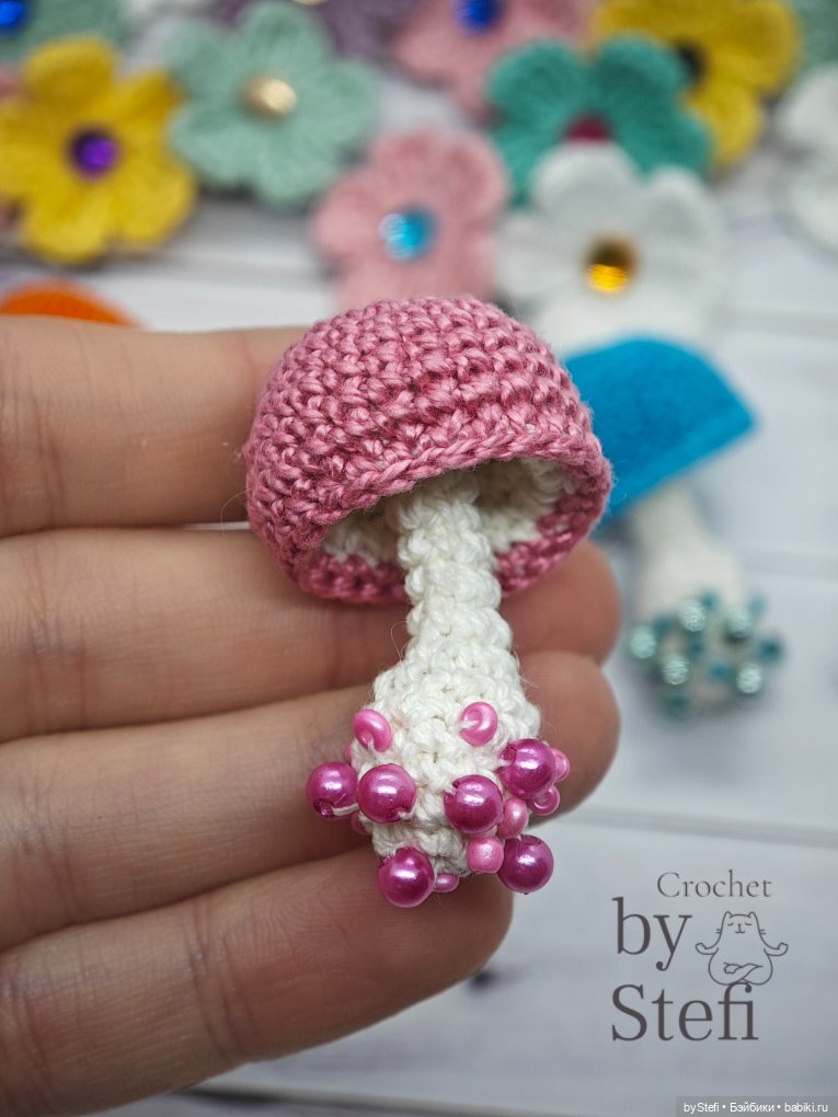Брошечки к 8 марта — Вязаные игрушки и амигуруми: крючком