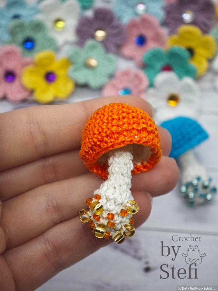 Брошечки к 8 марта — Вязаные игрушки и амигуруми: крючком