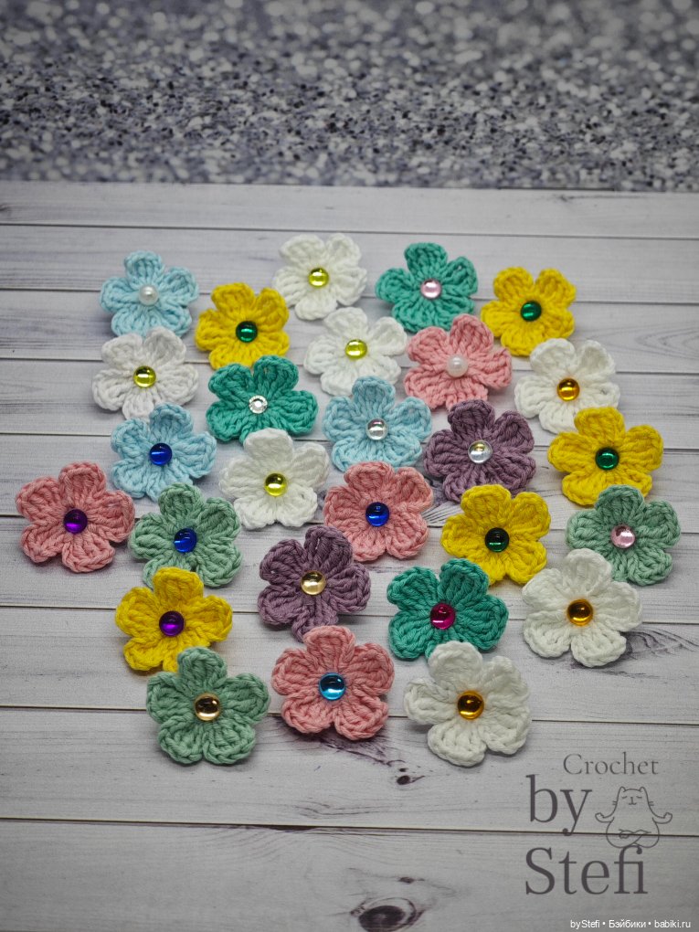 Брошечки к 8 марта — Вязаные игрушки и амигуруми: крючком (фото 2)