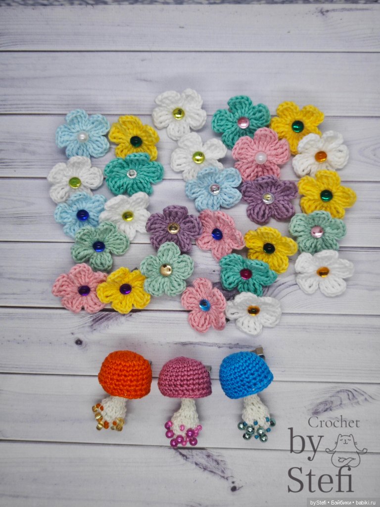 Брошечки к 8 марта — Вязаные игрушки и амигуруми: крючком